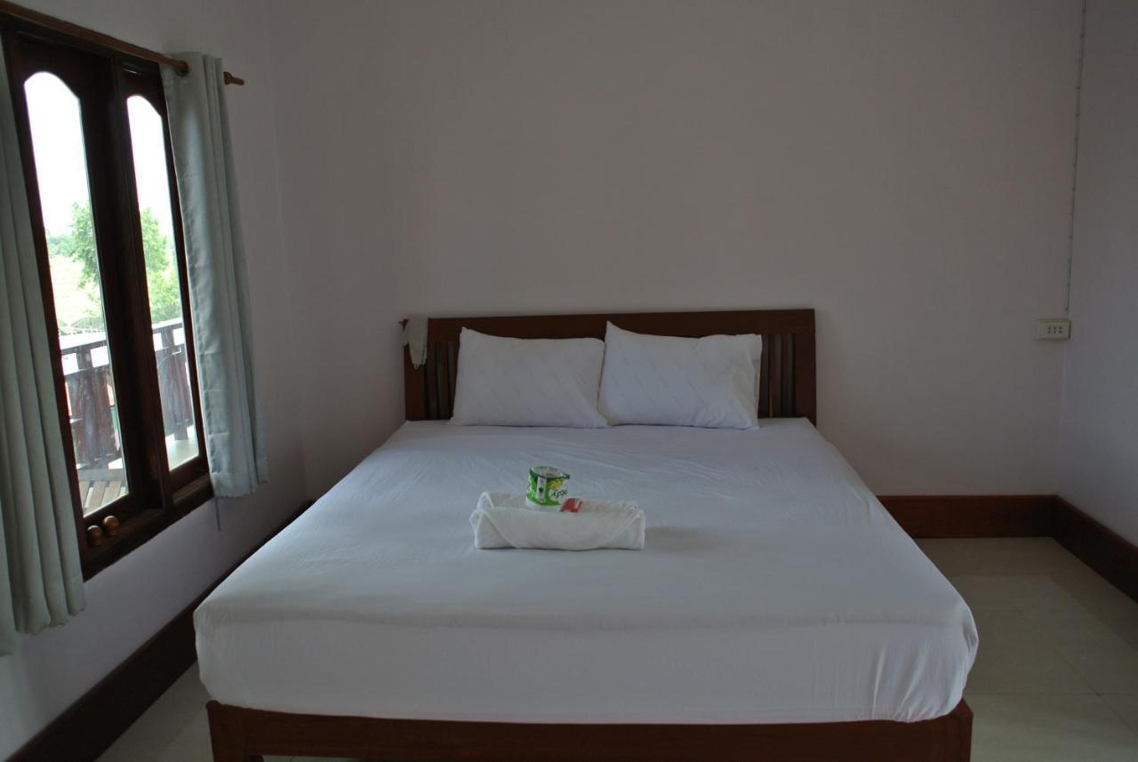 Mama Leurth Sunset Guesthouse Don Det Room photo