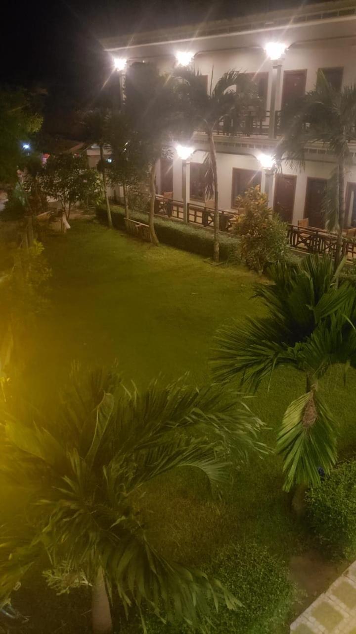 Mama Leurth Sunset Guesthouse Don Det Exterior photo