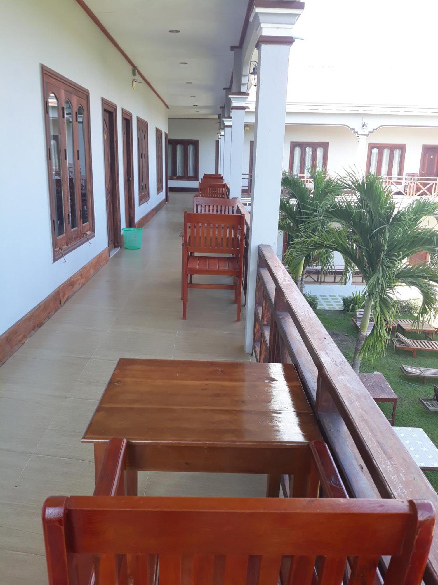 Mama Leurth Sunset Guesthouse Don Det Exterior photo